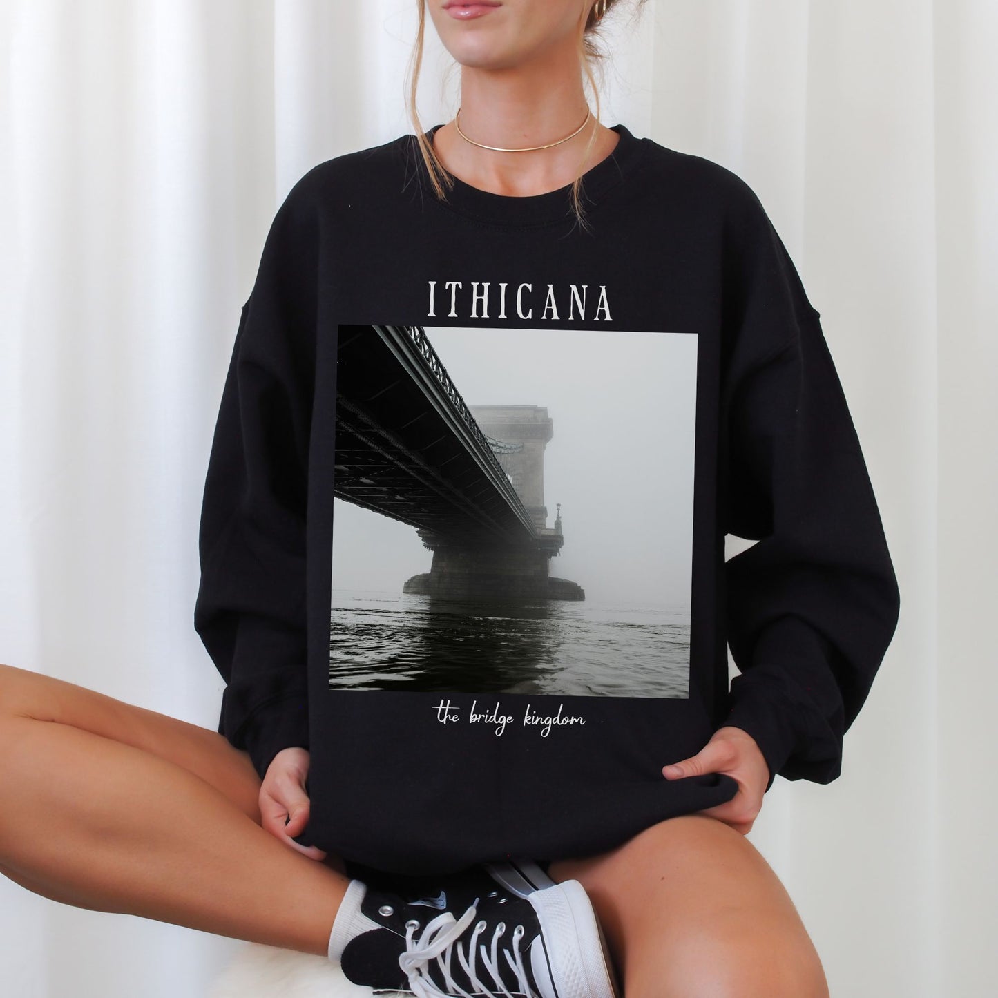 Ithicana The Bridge Kingdom Sweatshirt - TheLibraryCloset