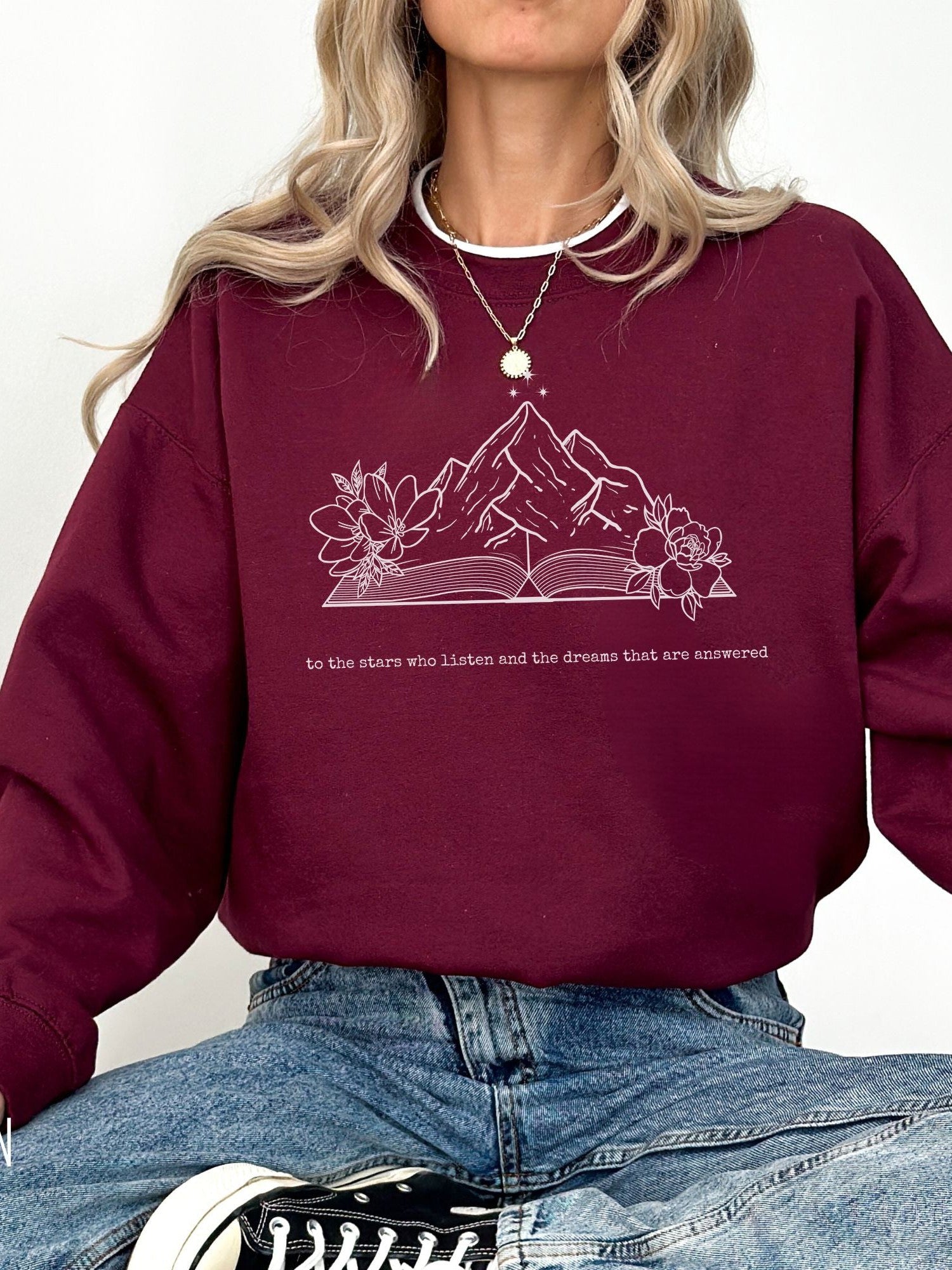 To The Stars Who Listen Sweatshirt | ACOTAR Merch - TheLibraryCloset