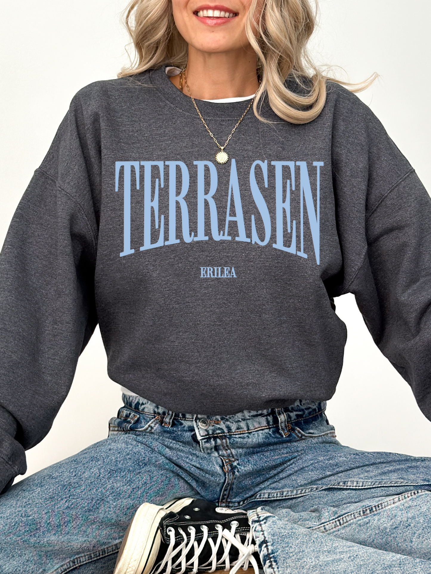 Terrasen Sweatshirt | Throne of Glass Merch - TheLibraryCloset