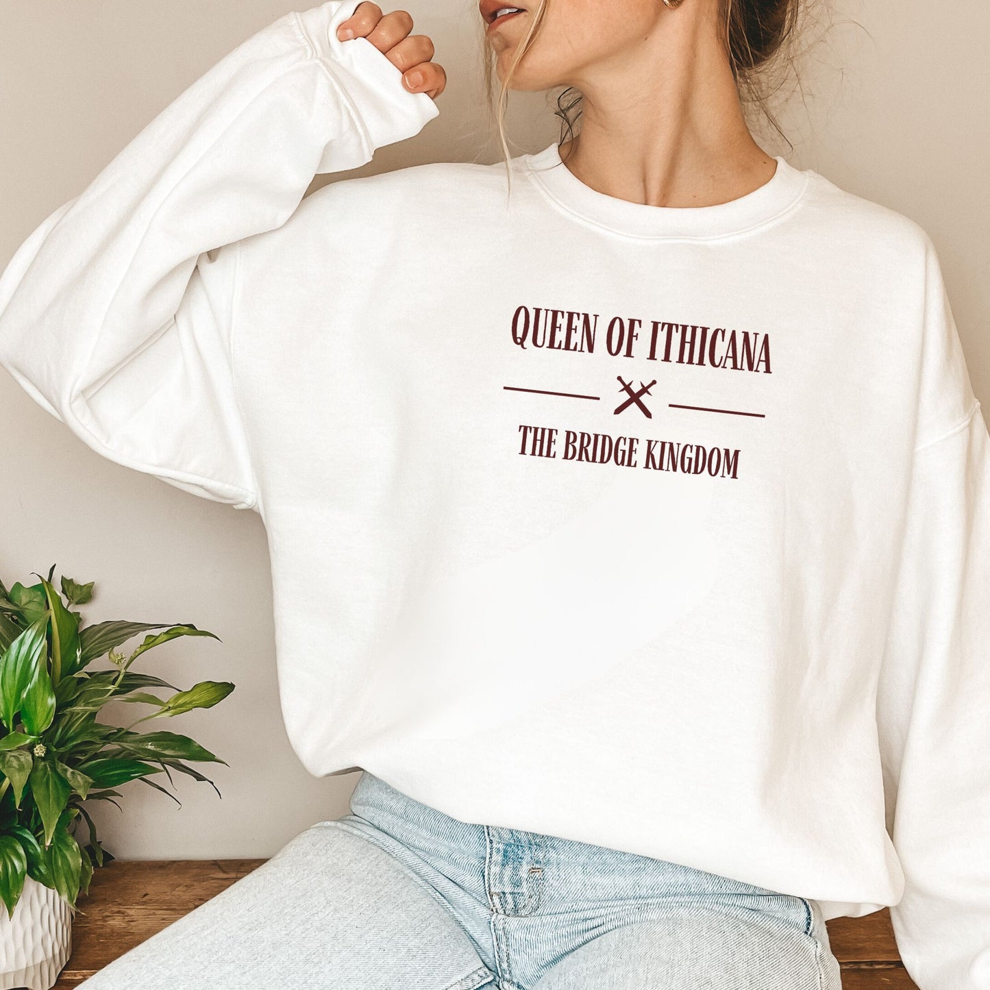 Queen of Ithicana The Bridge Kingdom Sweatshirt - TheLibraryCloset