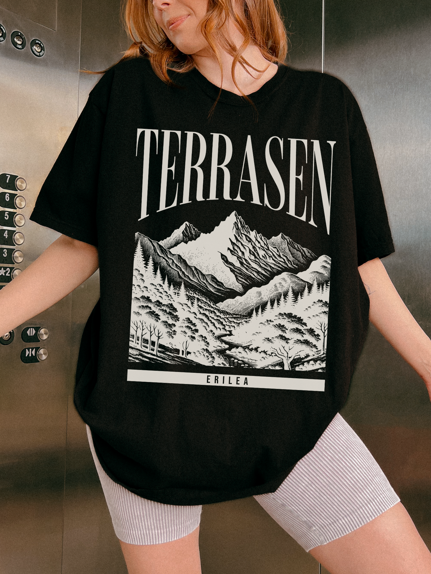 Terrasen Shirt | Throne of Glass Merch