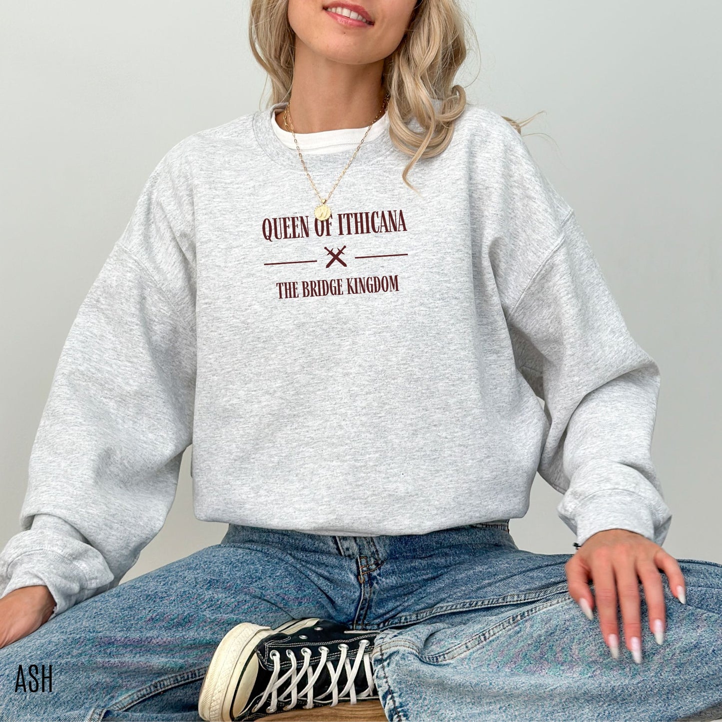 Queen of Ithicana The Bridge Kingdom Sweatshirt - TheLibraryCloset