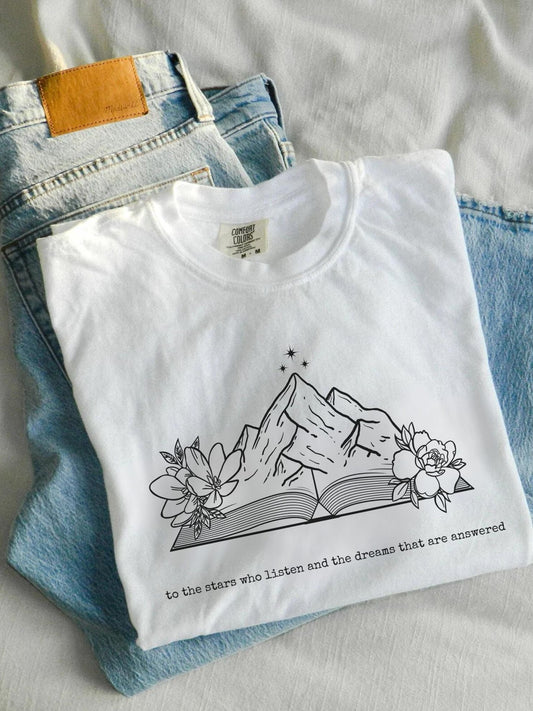 To The Stars Who Listen Shirt | ACOTAR Merch - TheLibraryCloset